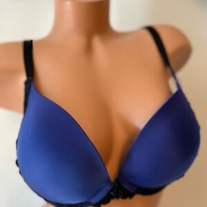Torrid bra blue lace 40C plus size padded underwire